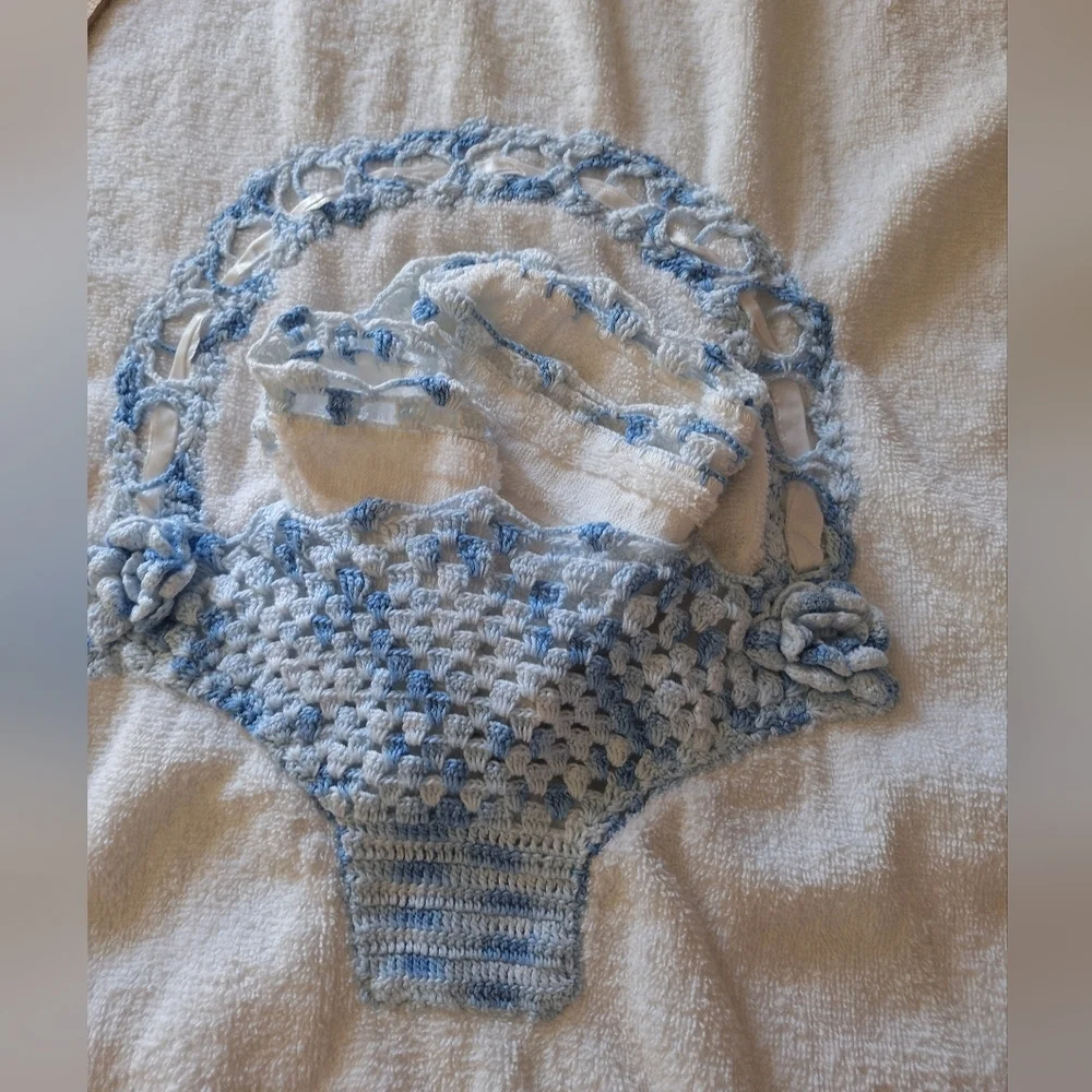 Hand Crafted Cream Bath Towel with Blue Crochet Basket Accent